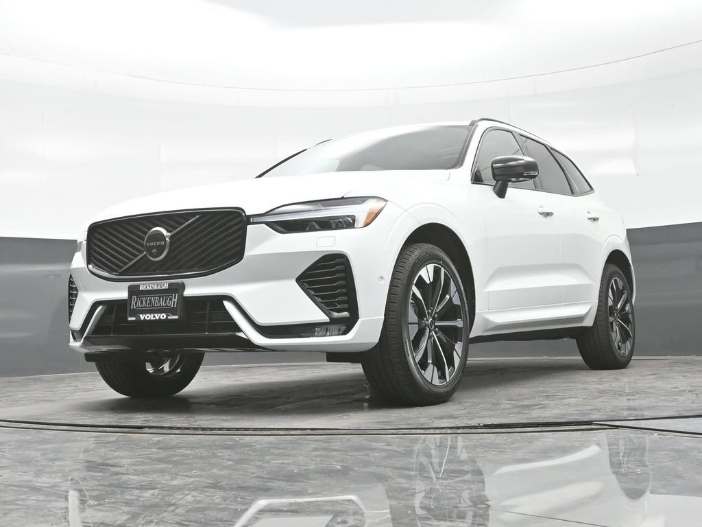 New 2026 Volvo XC60 B5 Plus w/ Climate Package PRO AWD/4WD image 23