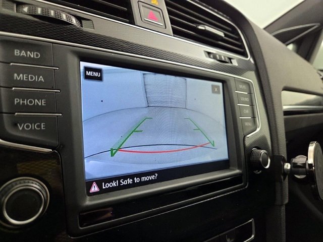 Used 2017 Volkswagen GTI S image 4