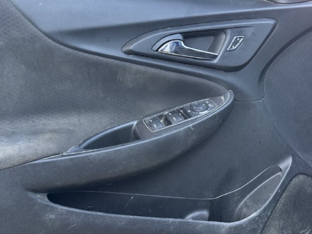 Used 2022 Chevrolet Malibu LT FWD image 24