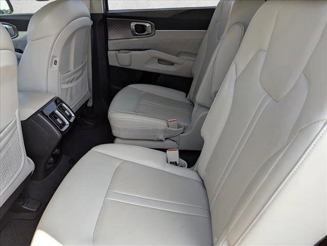 Used 2022 Kia Sorento SX image 26