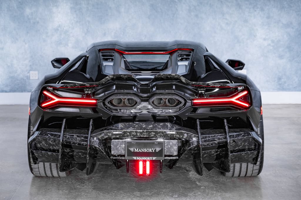 Used 2024 Lamborghini Revuelto AWD/4WD image 16