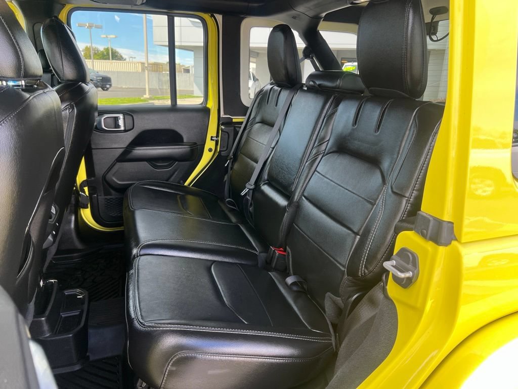 Used 2023 Jeep Wrangler Unlimited Sahara AWD/4WD image 34