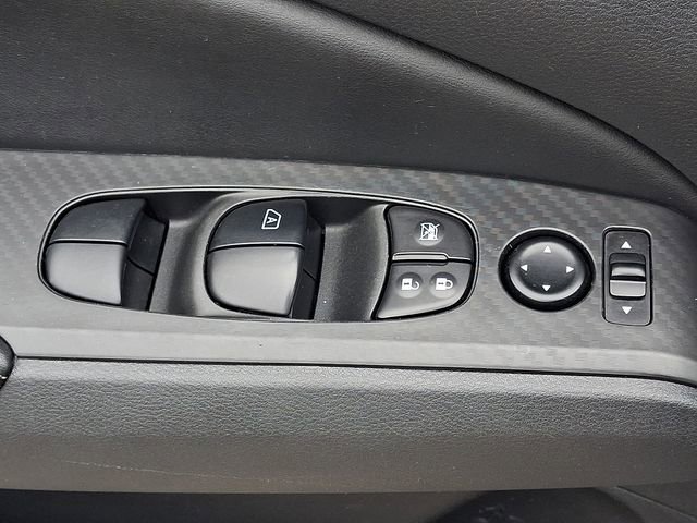 Used 2024 Nissan Altima 2.5 SV image 24