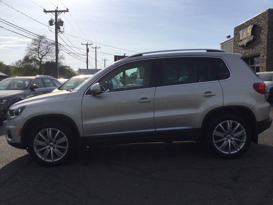 Used 2014 Volkswagen Tiguan SE AWD/4WD image 11