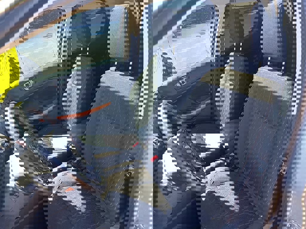 Used 2021 Ford EcoSport SE w/ SE Convenience Package image 10