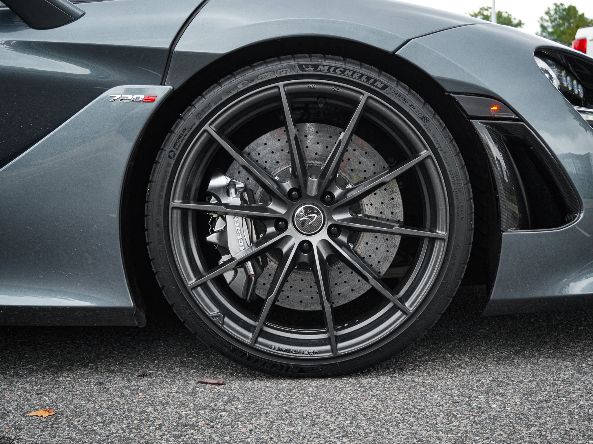Used 2018 McLaren 720S Luxury RWD image 16
