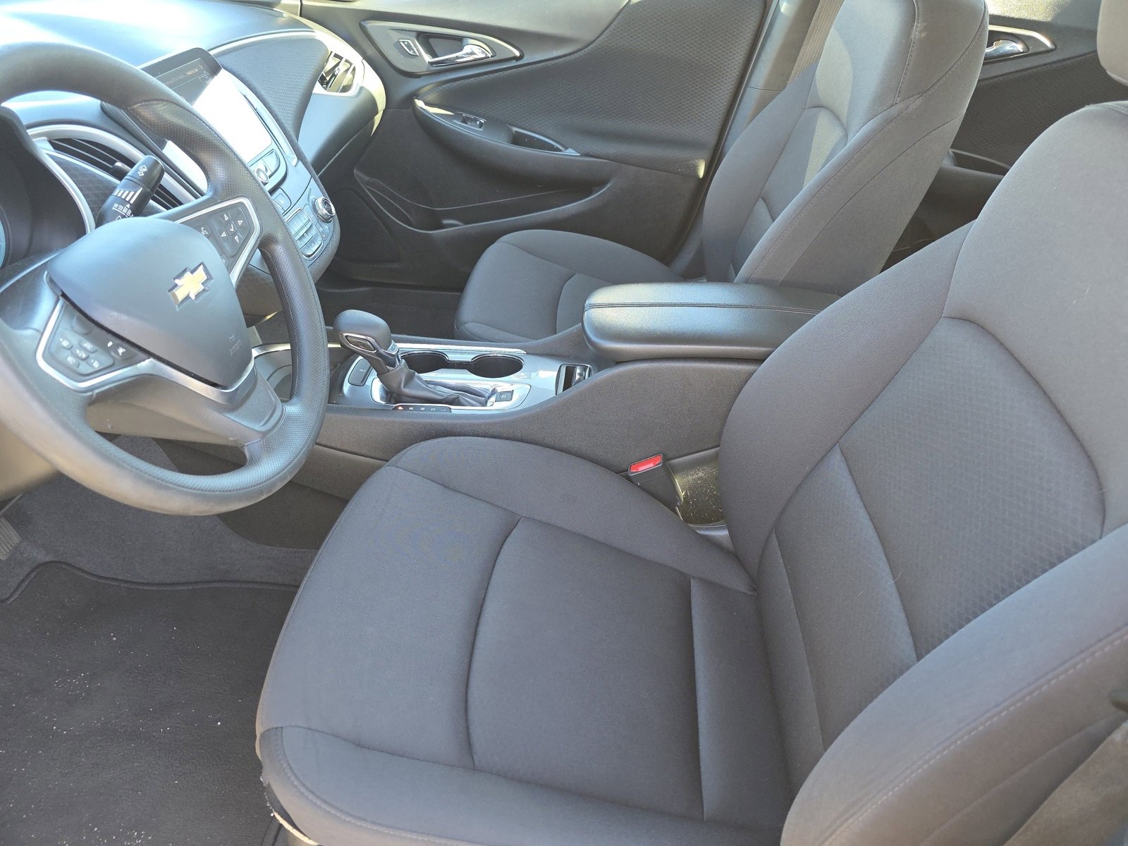 Used 2023 Chevrolet Malibu LT image 27