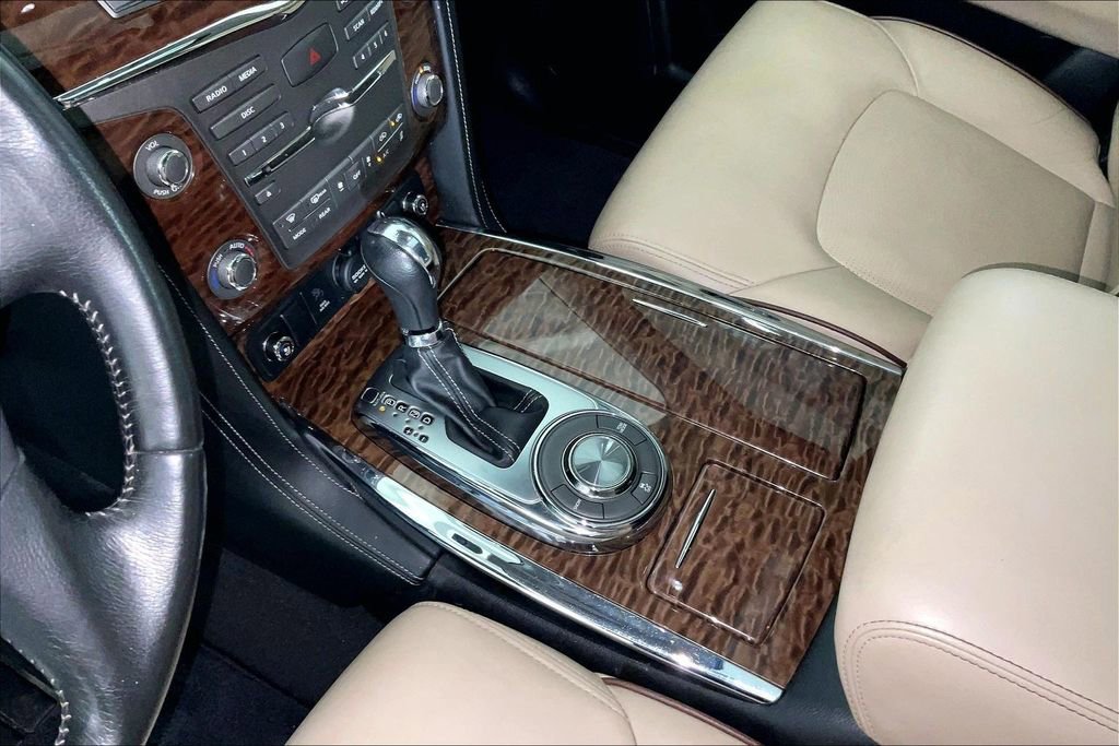Used 2019 Nissan Armada Platinum w/ Captain's Chairs Package RWD image 17
