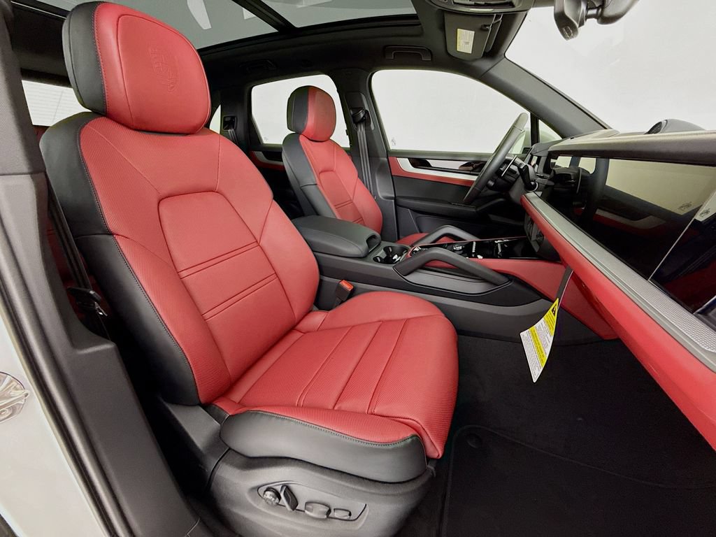 New 2026 Porsche Cayenne E-Hybrid AWD/4WD image 30