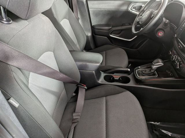 Used 2023 Kia Soul LX w/ Option Group 015 image 30