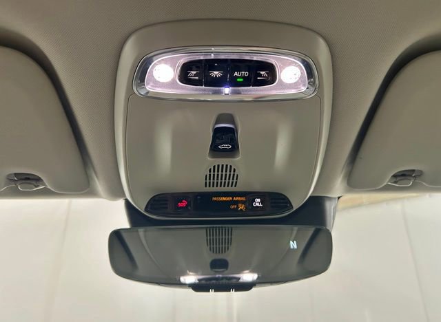 Used 2018 Volvo XC60 T8 Inscription image 47