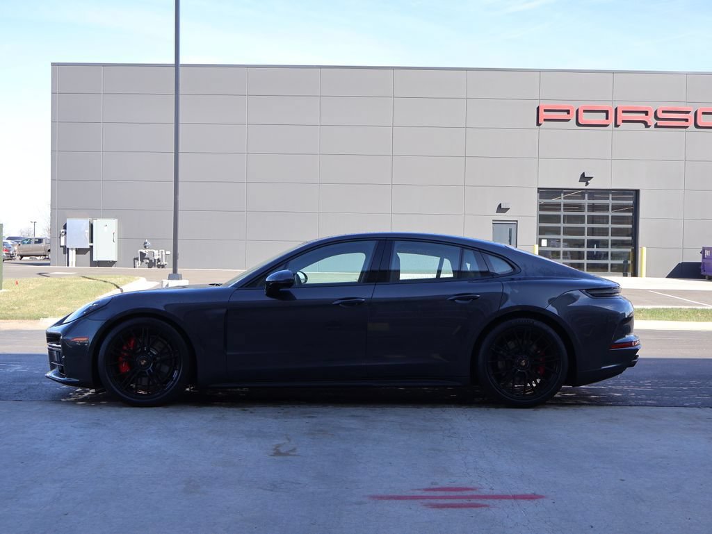 Certified 2025 Porsche Panamera GTS AWD/4WD image 4