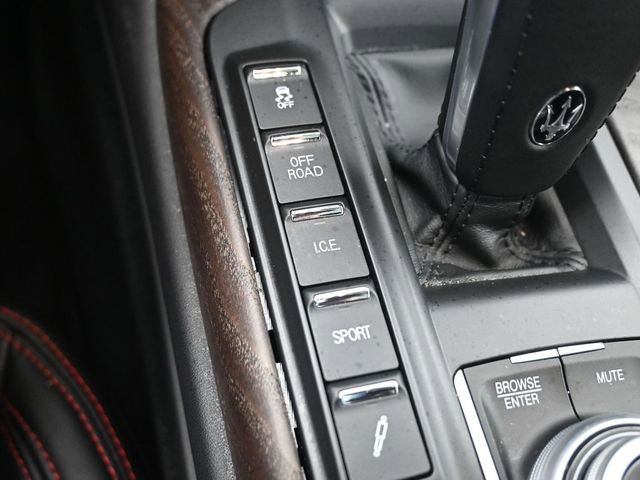 Used 2023 Maserati Levante GT AWD/4WD image 28