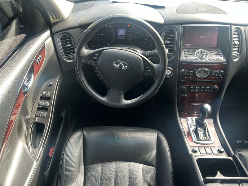 Used 2016 INFINITI QX50 2WD w/ Premium Plus Package image 9