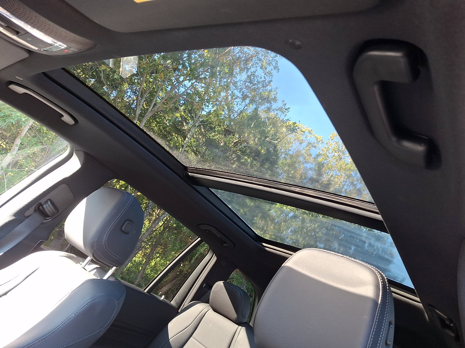 Certified 2025 Mercedes-Benz GLS 450 4MATIC image 15