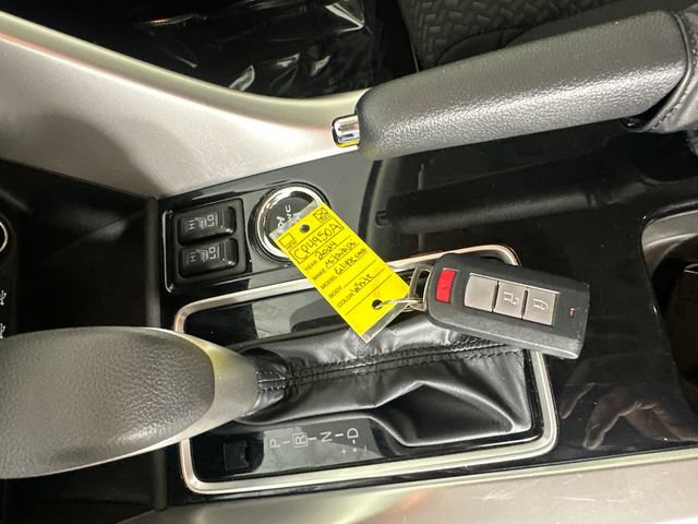Used 2024 Mitsubishi Eclipse Cross LE AWD/4WD image 38