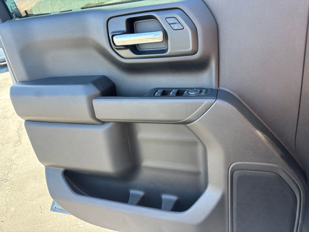 Used 2025 Chevrolet Silverado 1500 Custom image 19