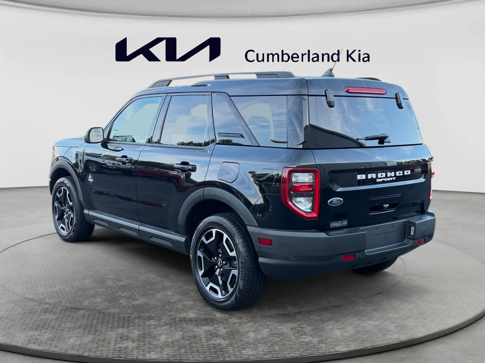 Used 2021 Ford Bronco Sport Outer Banks AWD/4WD image 3