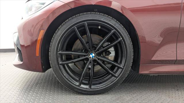 Used 2022 BMW 330i Sedan w/ M Sport Package RWD image 28