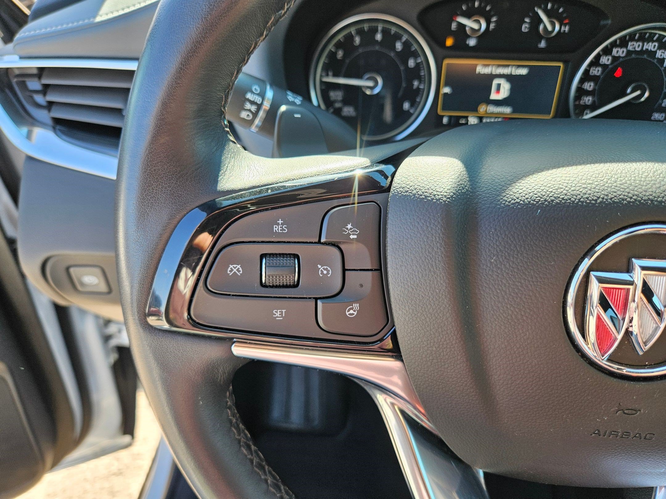 Used 2024 Buick Enclave Essence w/ Sport Touring Edition AWD/4WD image 17