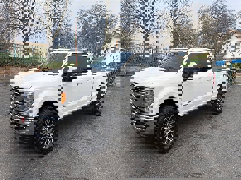 Used 2018 Ford F250 Lariat w/ Lariat Ultimate Package image 13