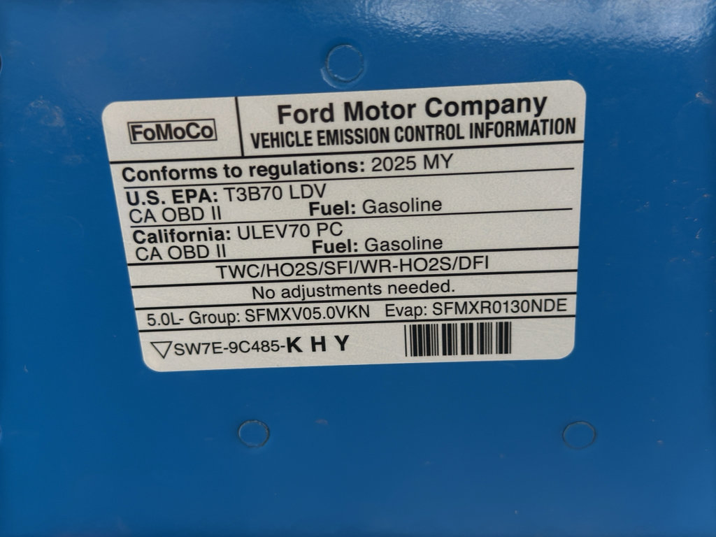 Used 2025 Ford Mustang GT Premium RWD image 33