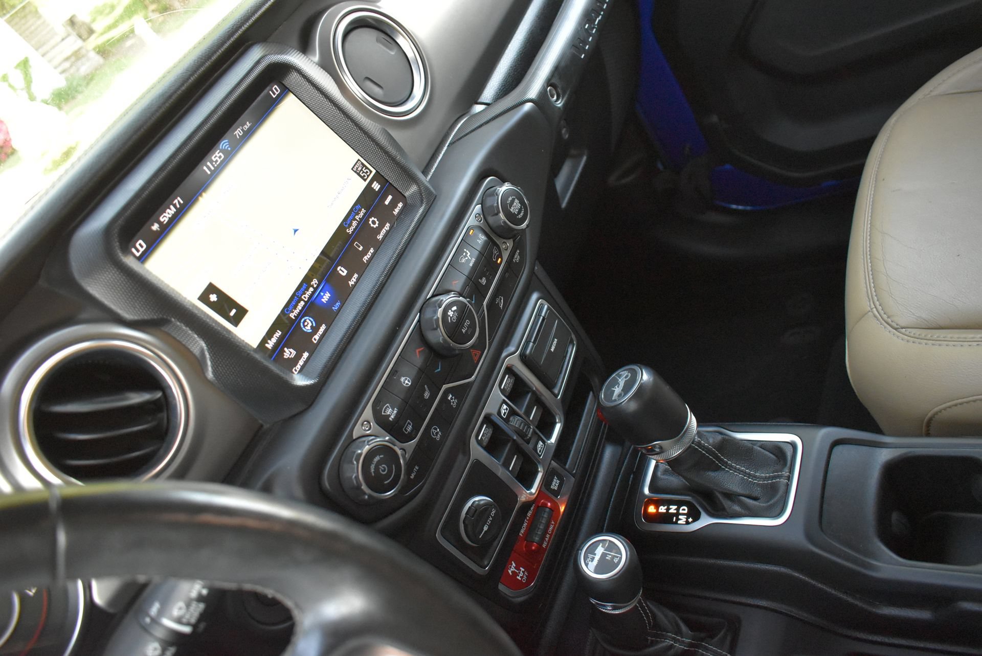 Used 2018 Jeep Wrangler Unlimited Rubicon AWD/4WD image 20