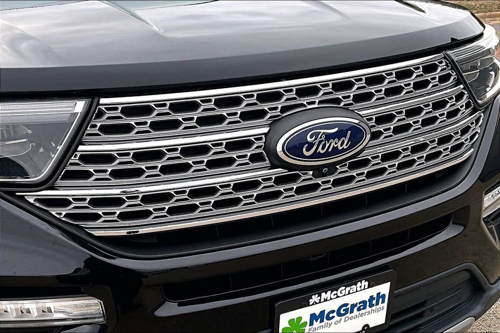 Used 2021 Ford Explorer Limited w/ Hybrid Equipment Group 310A image 28