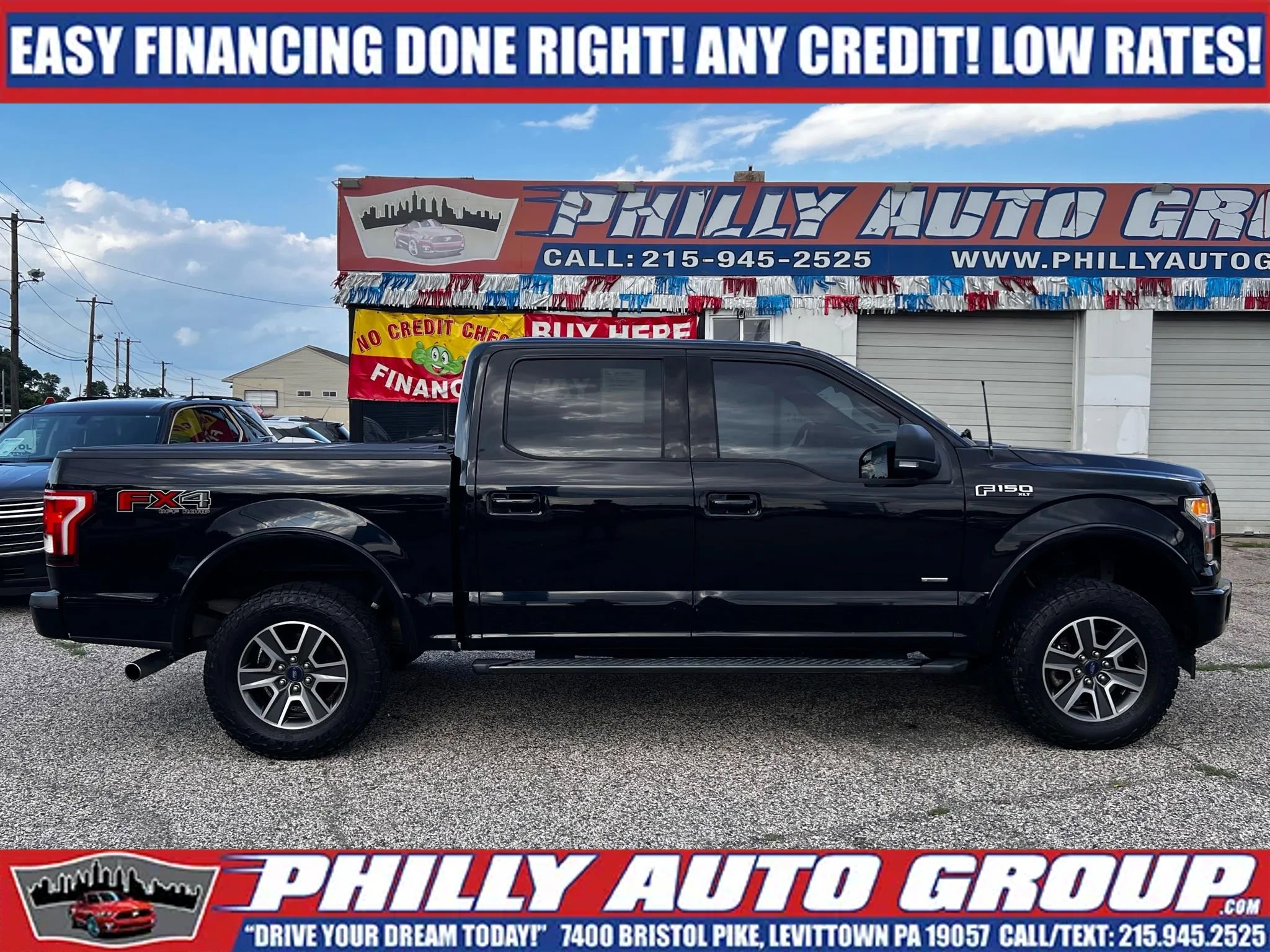 Used 2017 Ford F150 XLT w/ Equipment Group 302A Luxury AWD/4WD image 4