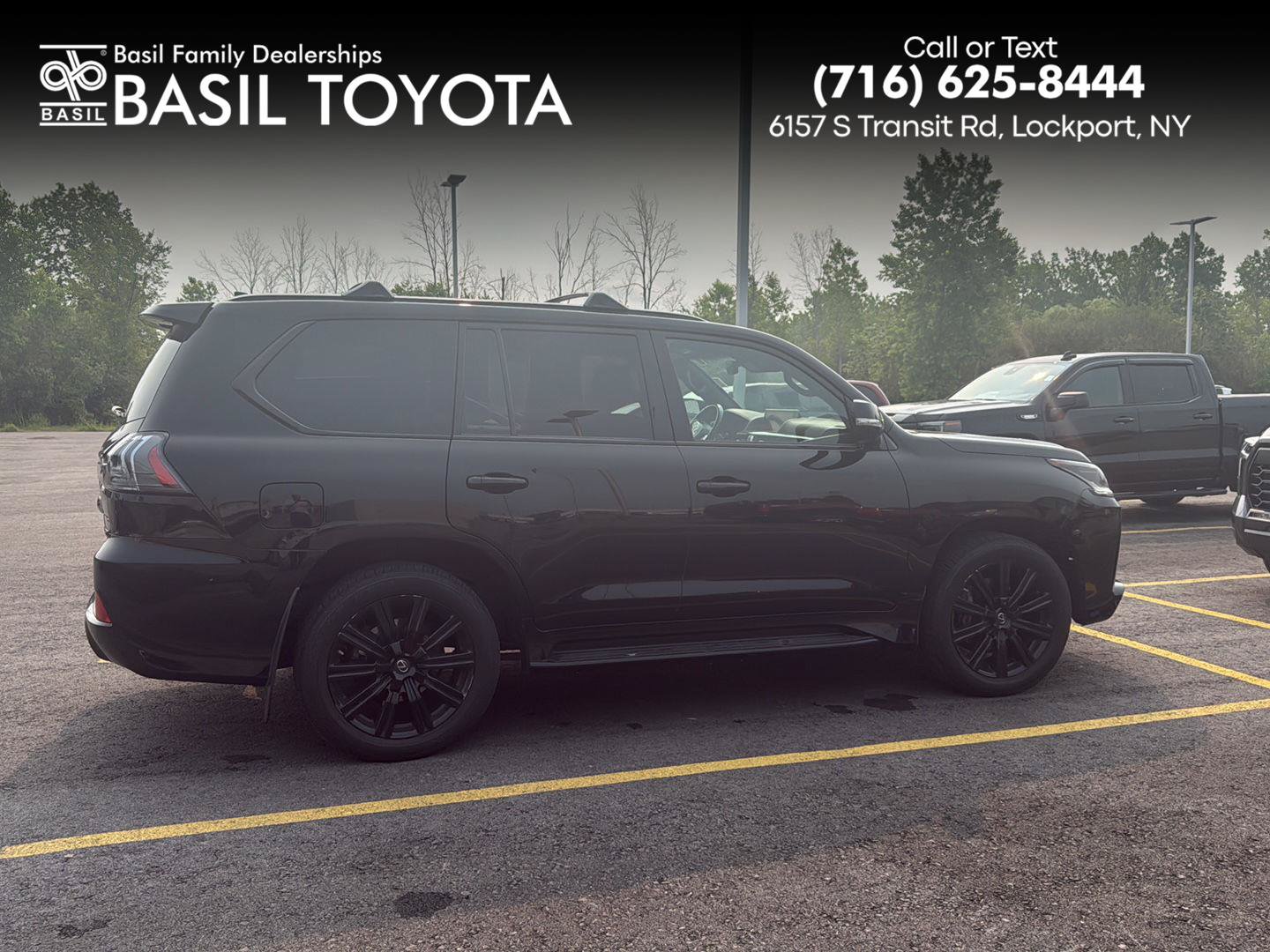 Used 2021 Lexus LX 570 4WD w/ Inspiration Series #2 image 1