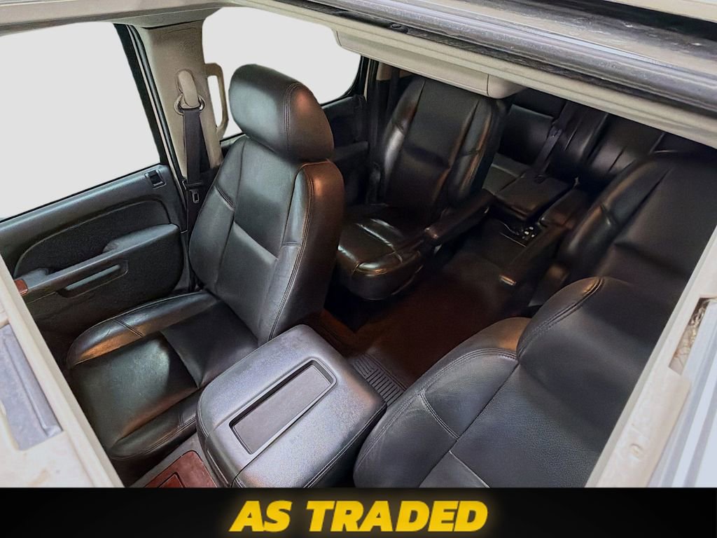 Used 2012 Chevrolet Suburban LTZ AWD/4WD image 21