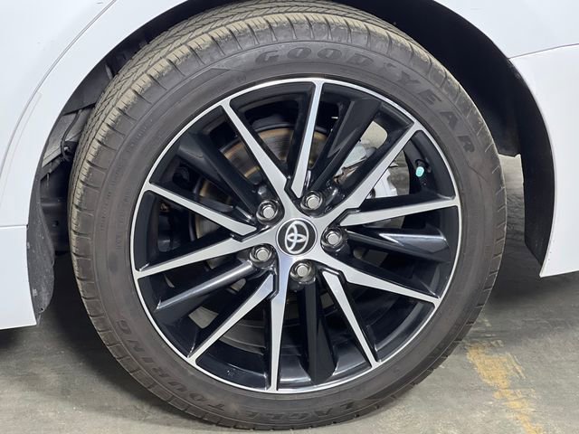 Used 2024 Toyota Camry SE image 37