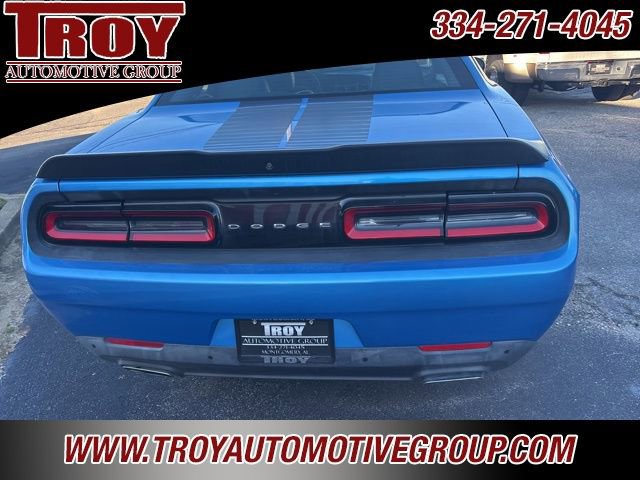 Used 2016 Dodge Challenger SXT Plus image 9