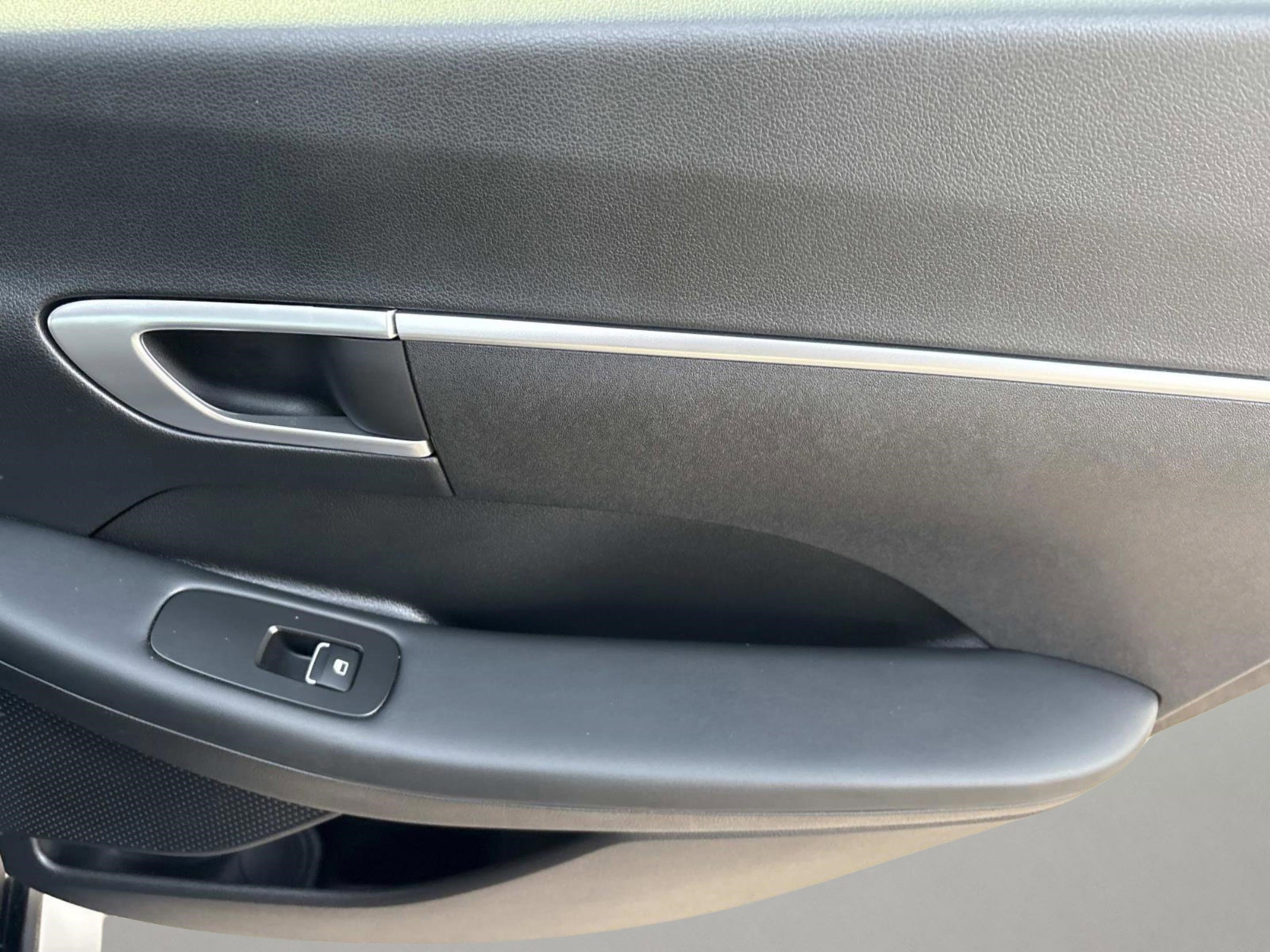 Used 2022 Hyundai Sonata SE image 19