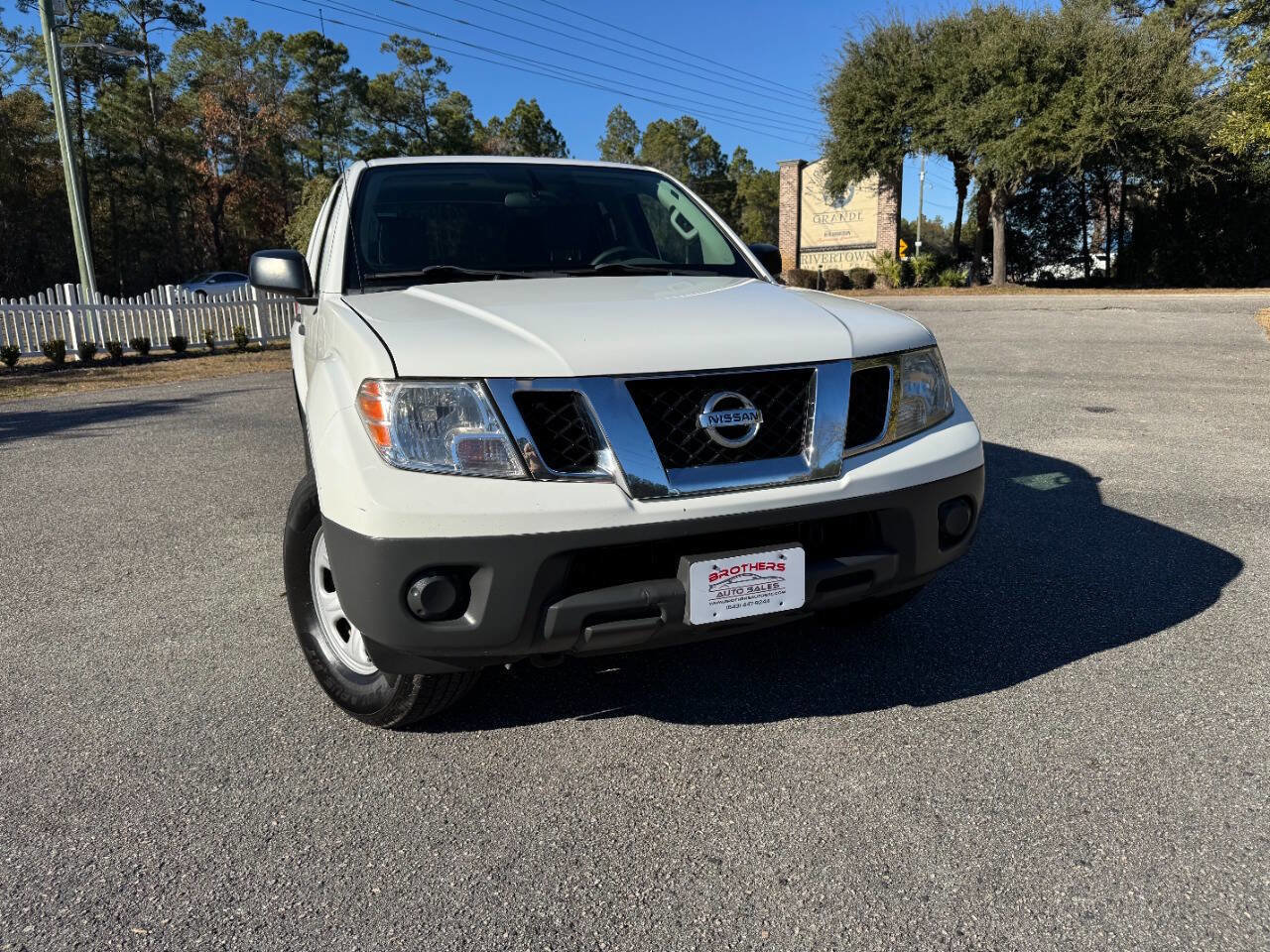 Used 2013 Nissan Frontier S image 35