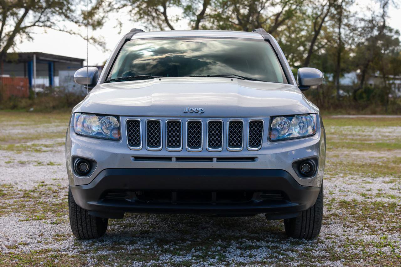 Used 2016 Jeep Compass Latitude image 17