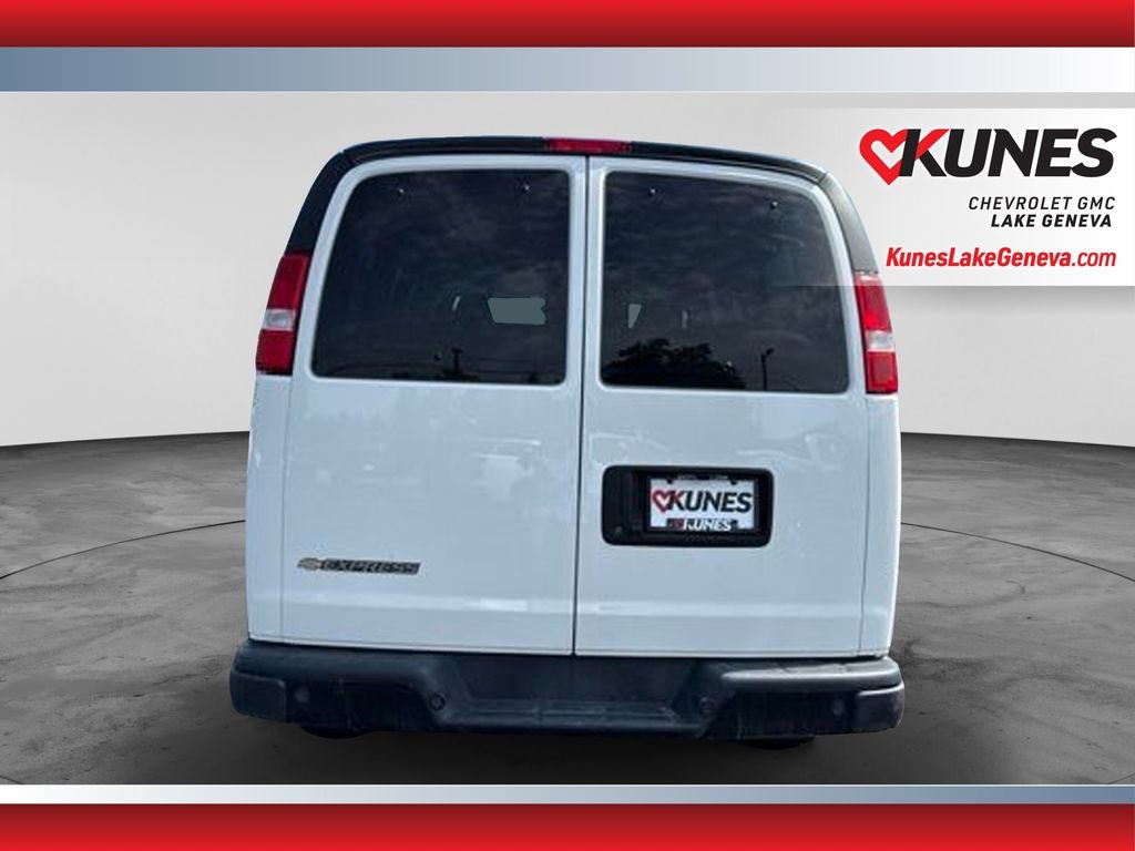 Used 2023 Chevrolet Express 3500 LS RWD image 7