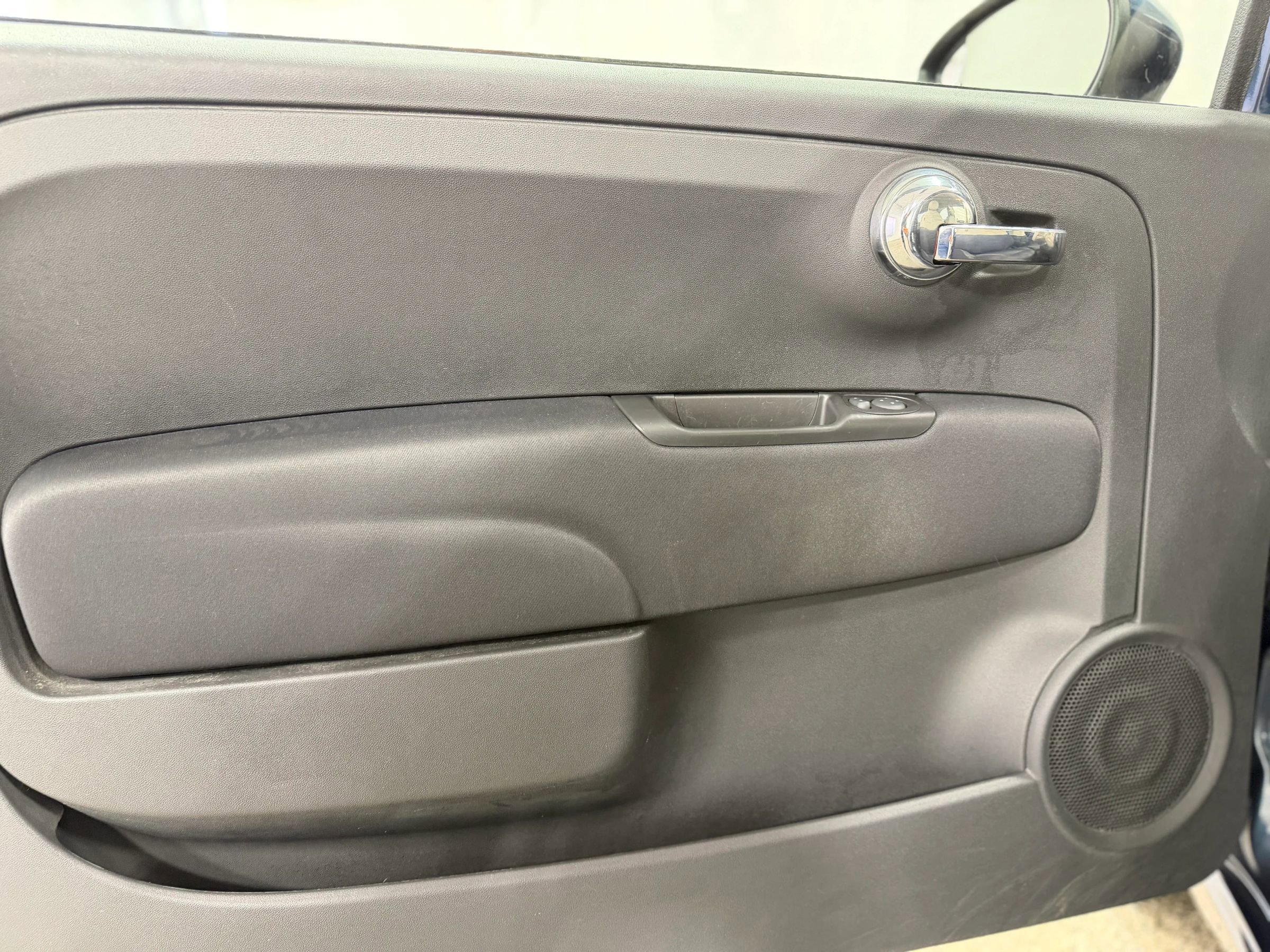Used 2015 FIAT 500 Pop image 11