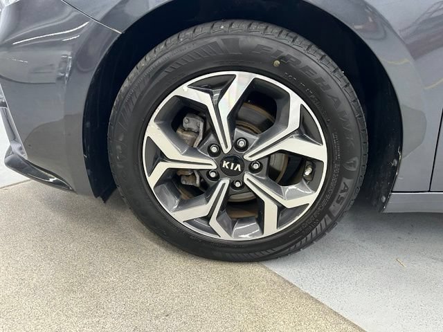 Used 2019 Kia Forte LXS FWD image 17