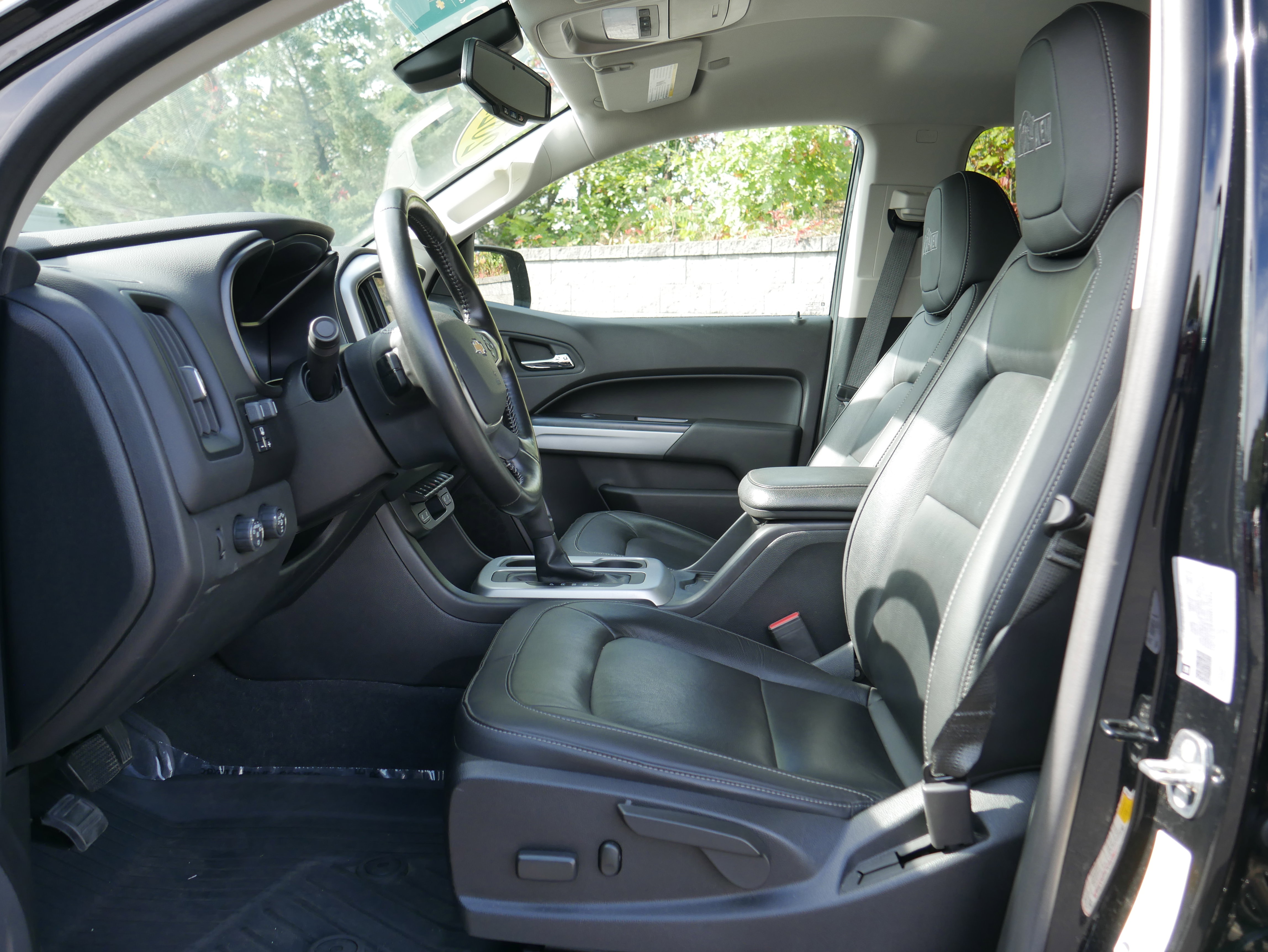 Certified 2021 Chevrolet Colorado ZR2 w/ Colorado ZR2 Bison Edition image 12