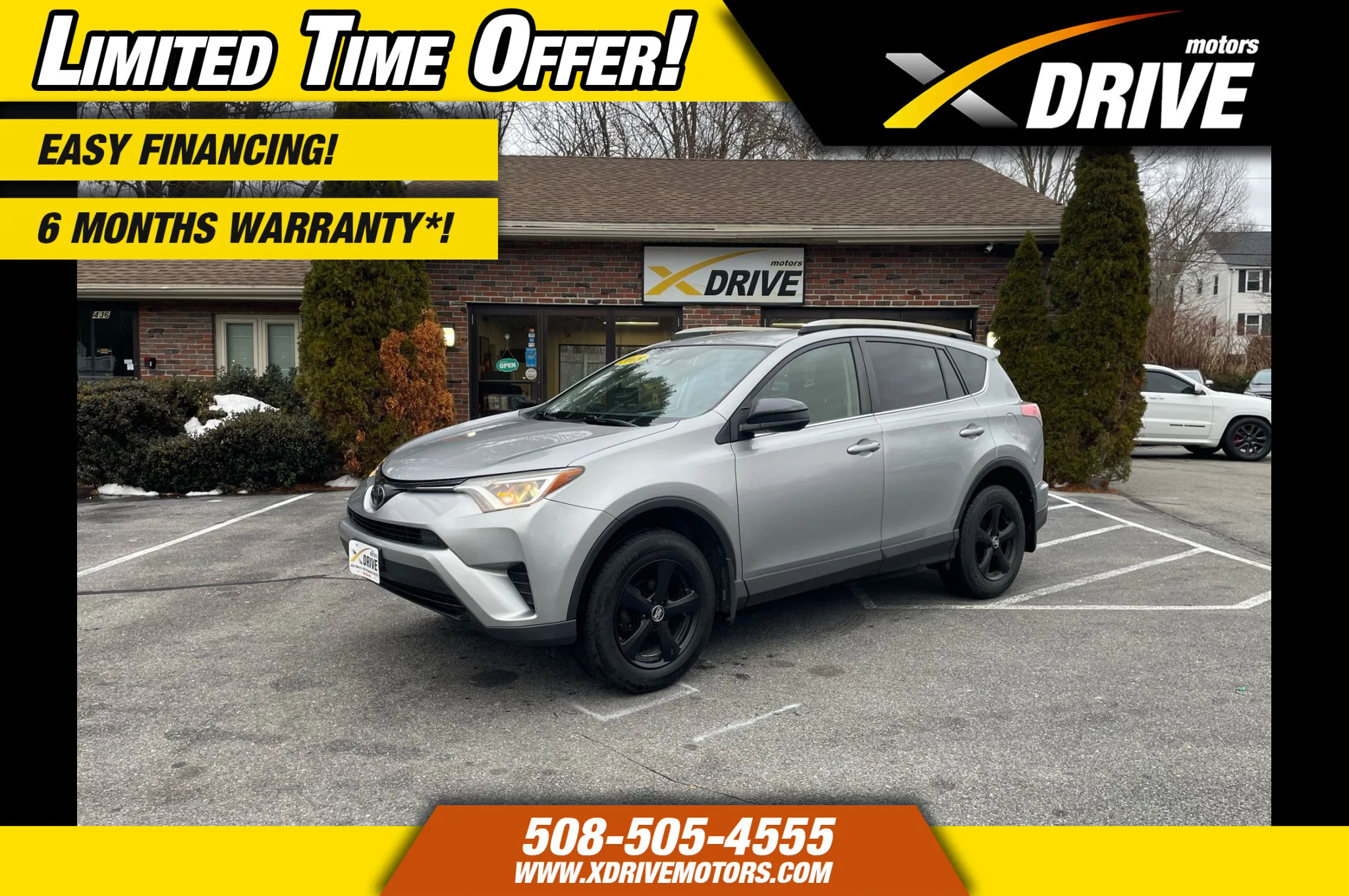 Used 2018 Toyota RAV4 LE w/ Carpet Mat Package image 1