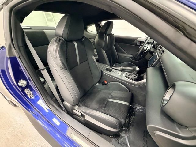 Used 2023 Toyota GR86 Premium image 23