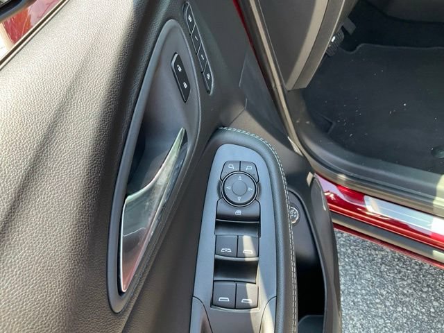 Used 2025 Buick Encore GX Avenir w/ Avenir Technology Package AWD/4WD image 8