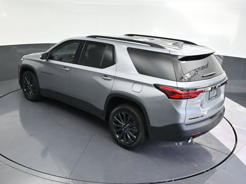 Used 2023 Chevrolet Traverse RS image 19