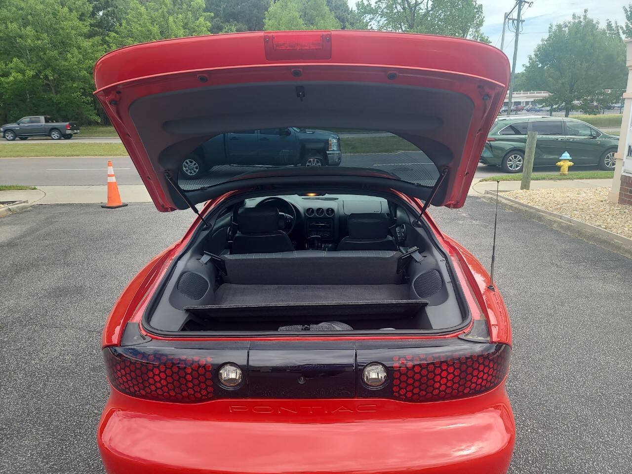 Used 1999 Pontiac Firebird Formula w/ Security Pkg RWD image 27