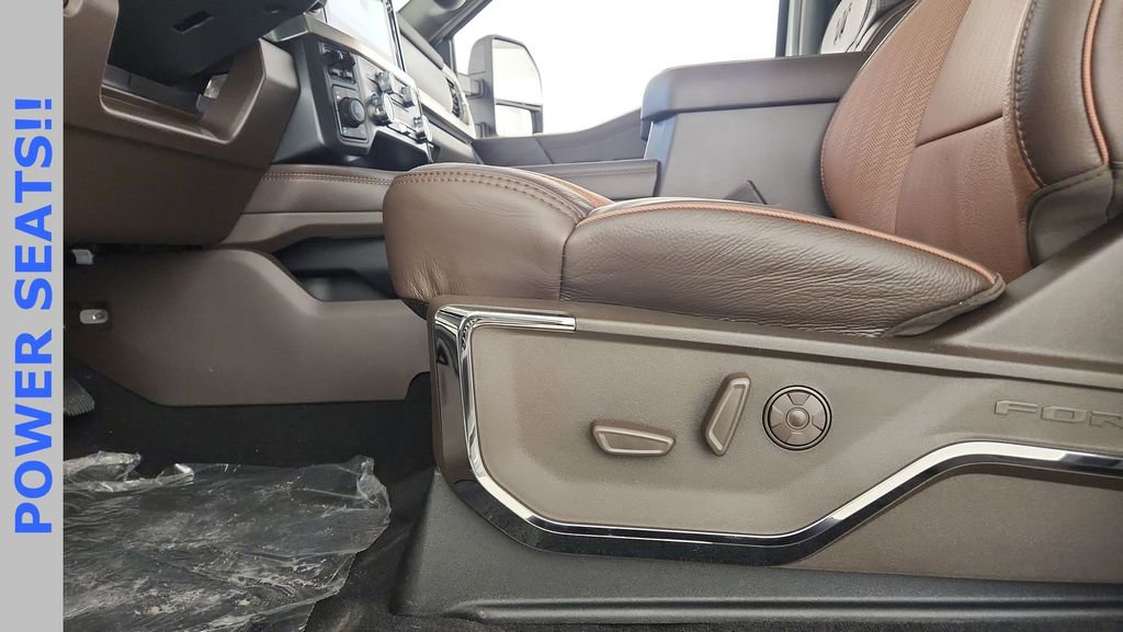 New 2025 Ford F250 King Ranch w/ FX4 Off-Road Package image 32