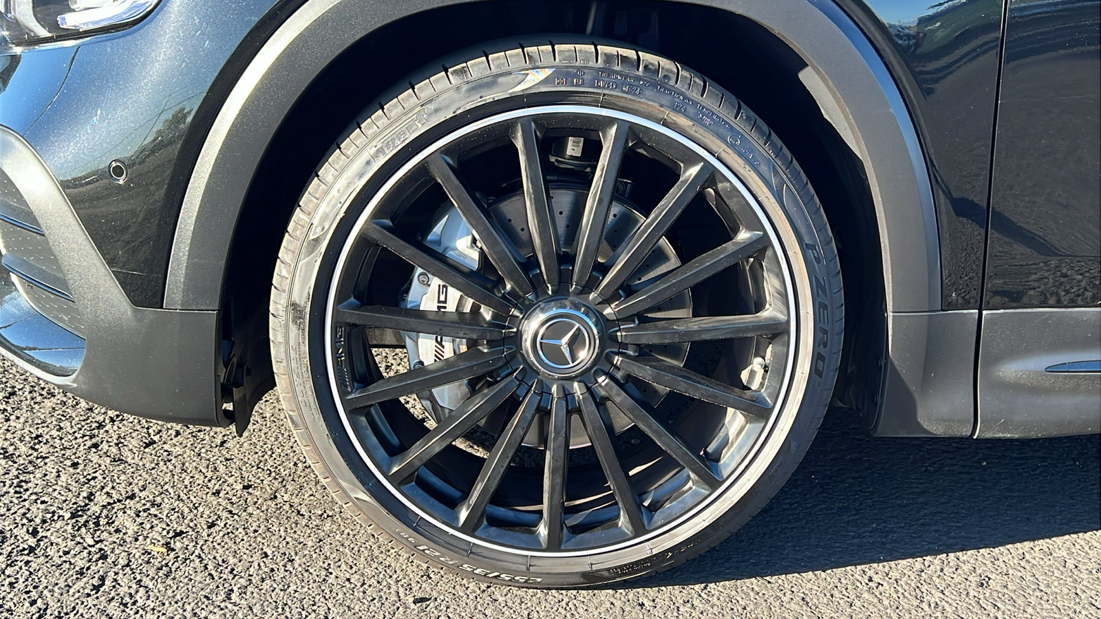 Used 2023 Mercedes-Benz GLB 35 AMG 4MATIC image 10