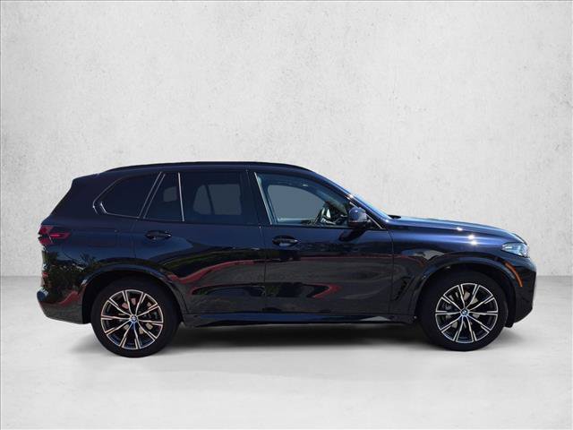 Used 2024 BMW X5 xDrive40i w/ Executive Package AWD/4WD image 4