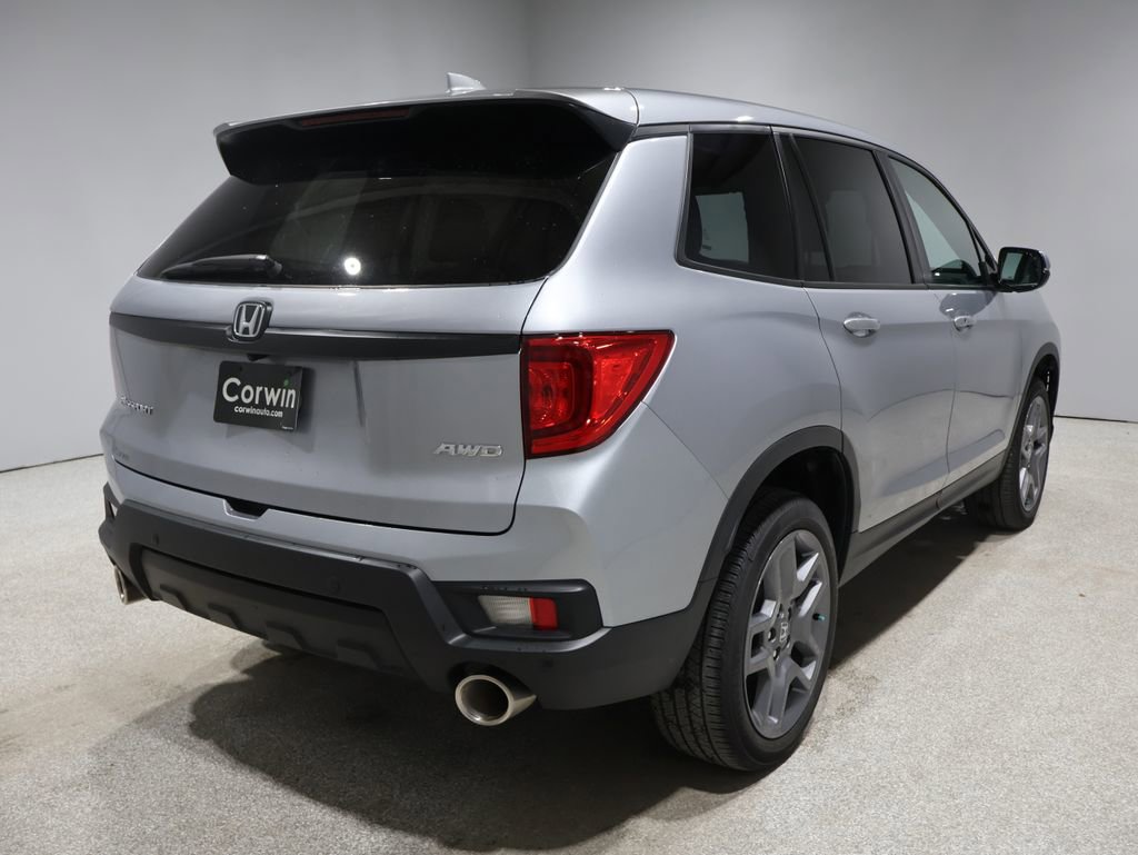 Used 2023 Honda Passport EX-L image 2