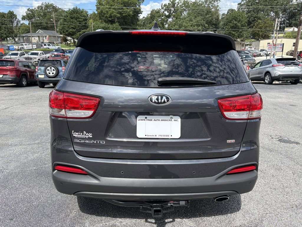 Used 2018 Kia Sorento LX image 4